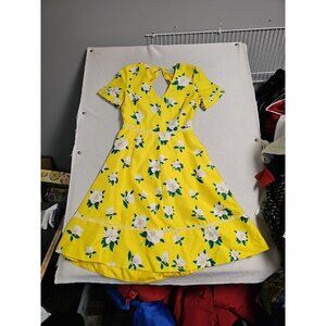Draper James Size 10 Yellow Magnolia Flower Print Open Back Dress Cottage Core